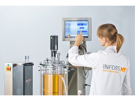 LabCIP - automatické čištění a sterilizace bioreaktoru