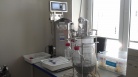 Bioreaktor 13L s autoklávem pro sterilizaci kultivační nádoby